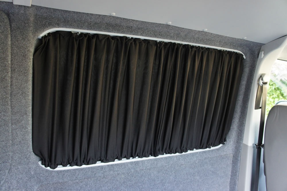 Left Centre Window Curtain Kit - Premium Blackout - Vauxhall Vivaro (2014-2018), Renault Trafic (2014 - Present) & Other X82 Vans