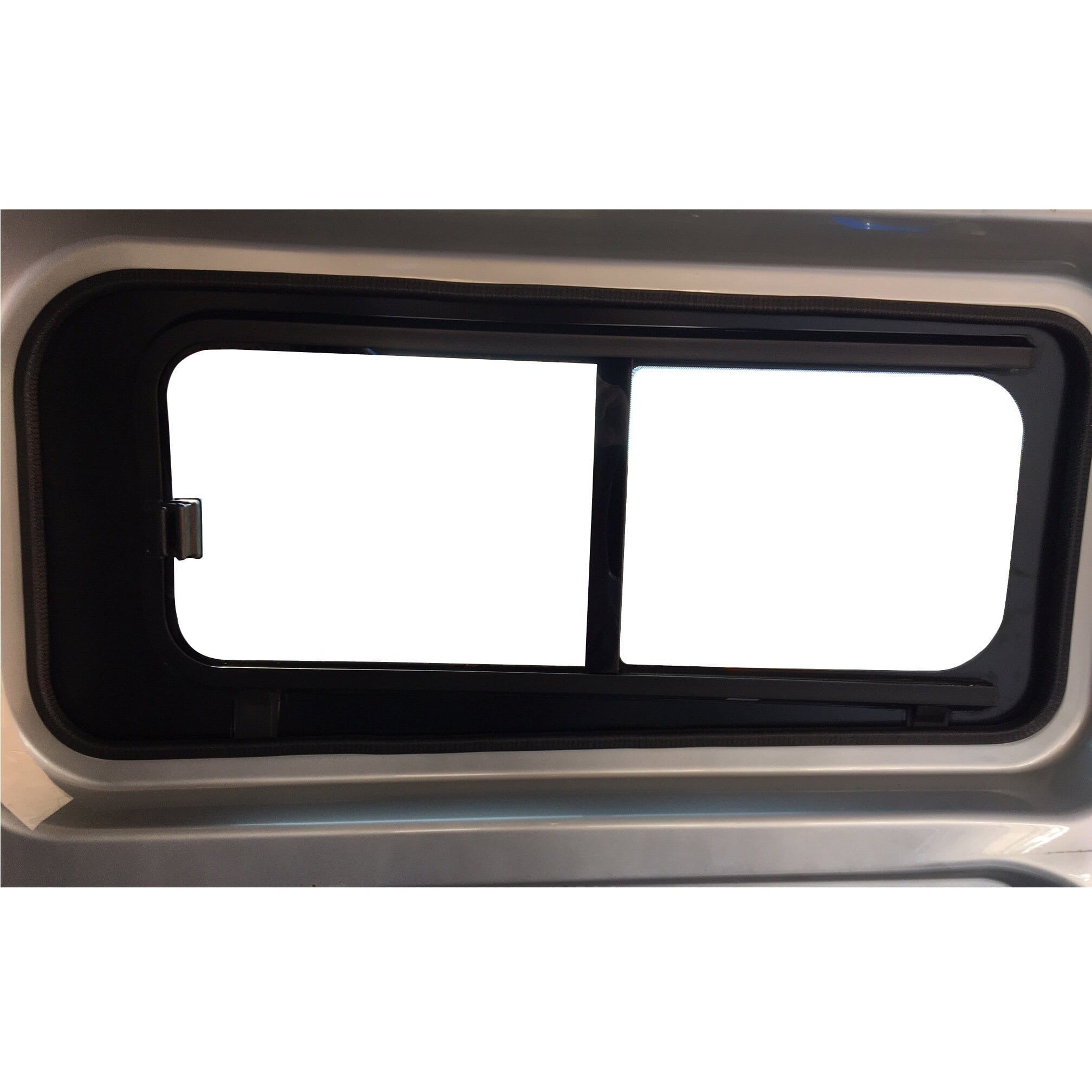 Vivaro B X82 (2014-2018) & Trafic 3rd Gen X82 (2014-present) Windows + Fitting Kits: Build Your Window Set