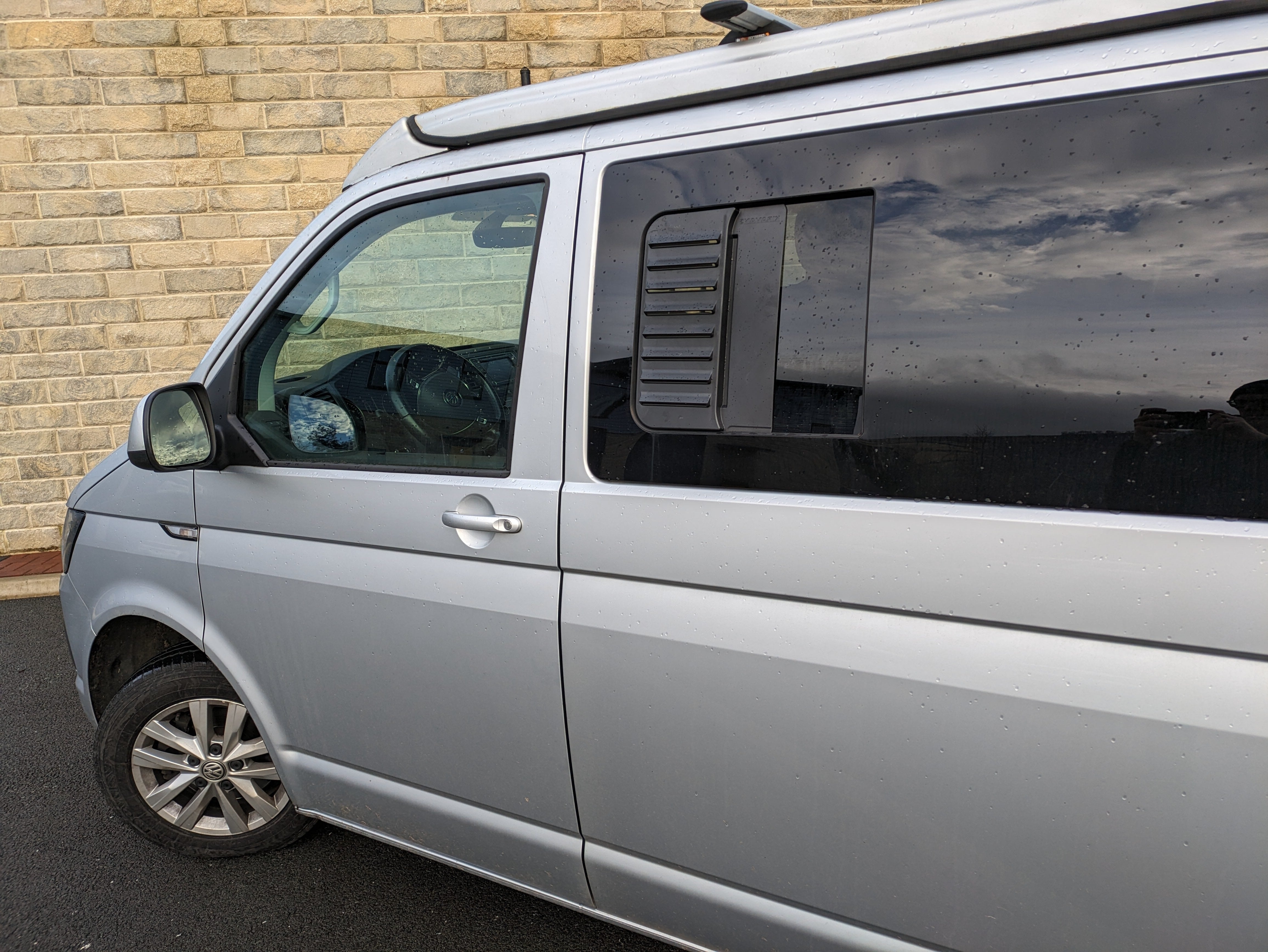 VW T5 to T6.1 Windows + Fitting Kits: Build Your Window Set