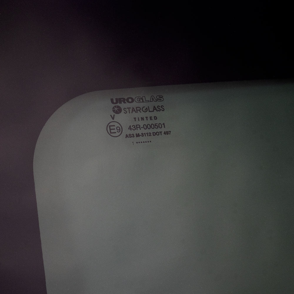 Barn Door Windows + Fitting Kit for Opel Vivaro X82/X83 (2001-2018), Renault Trafic 2nd/3rd Gen (2001-present) & Other X82/X83 Vans