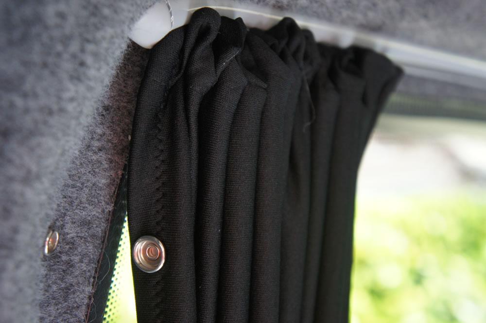 VW T5/T6 Curtain Kit  - Left Centre not a Door (Blackout)